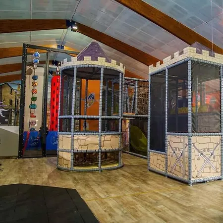 Terrasse Pied Des Pistes Coeur Station Wifi * Besse-et-Saint-Anastaise